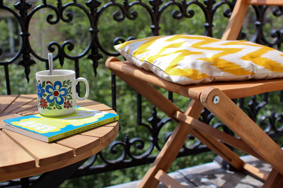 L'été sur le balcon – morning by foley Décor Balcon Parisien